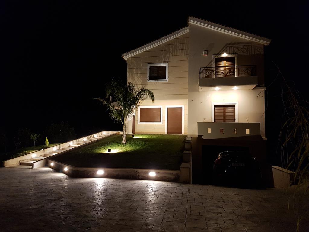 Dimitris Villa Aígion Luaran gambar