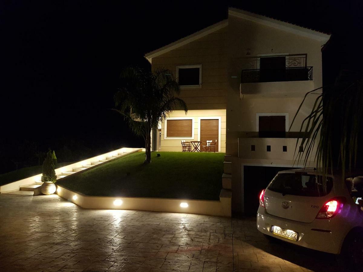 Dimitris Villa Aígion Luaran gambar