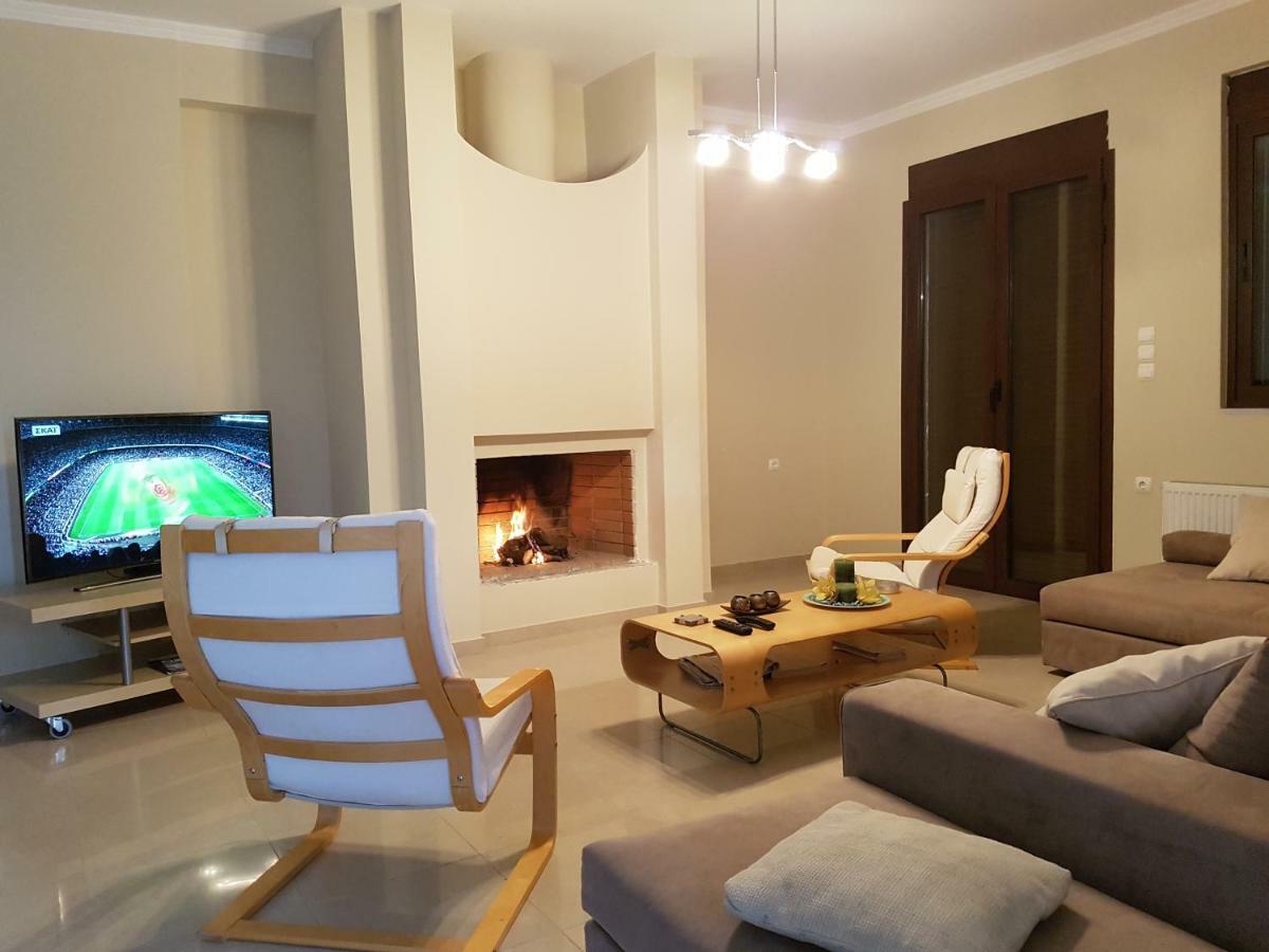Dimitris Villa Aígion Luaran gambar