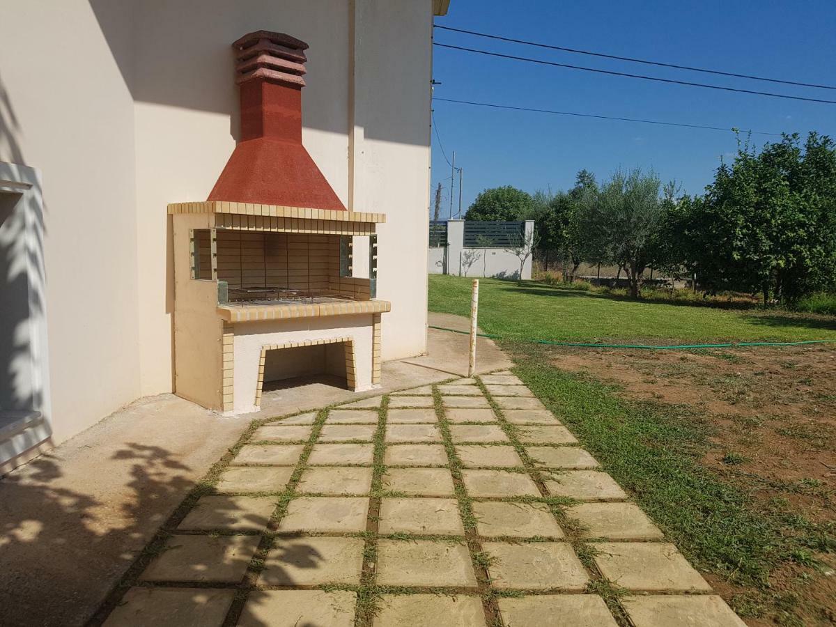 Dimitris Villa Aígion Luaran gambar